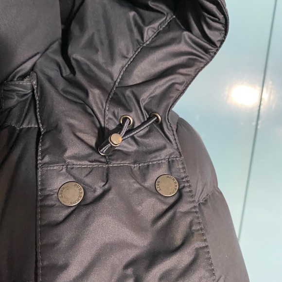 Authentic Burberry Down Coat Size M - Picture 12 of 15